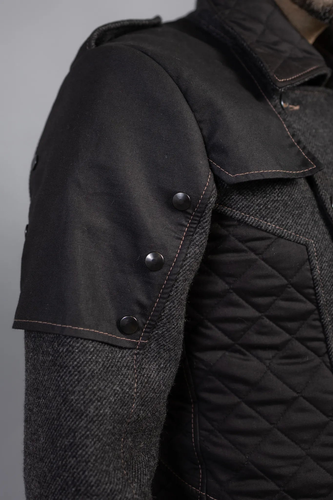 Raven Guard - Victorian Fog [Mens]