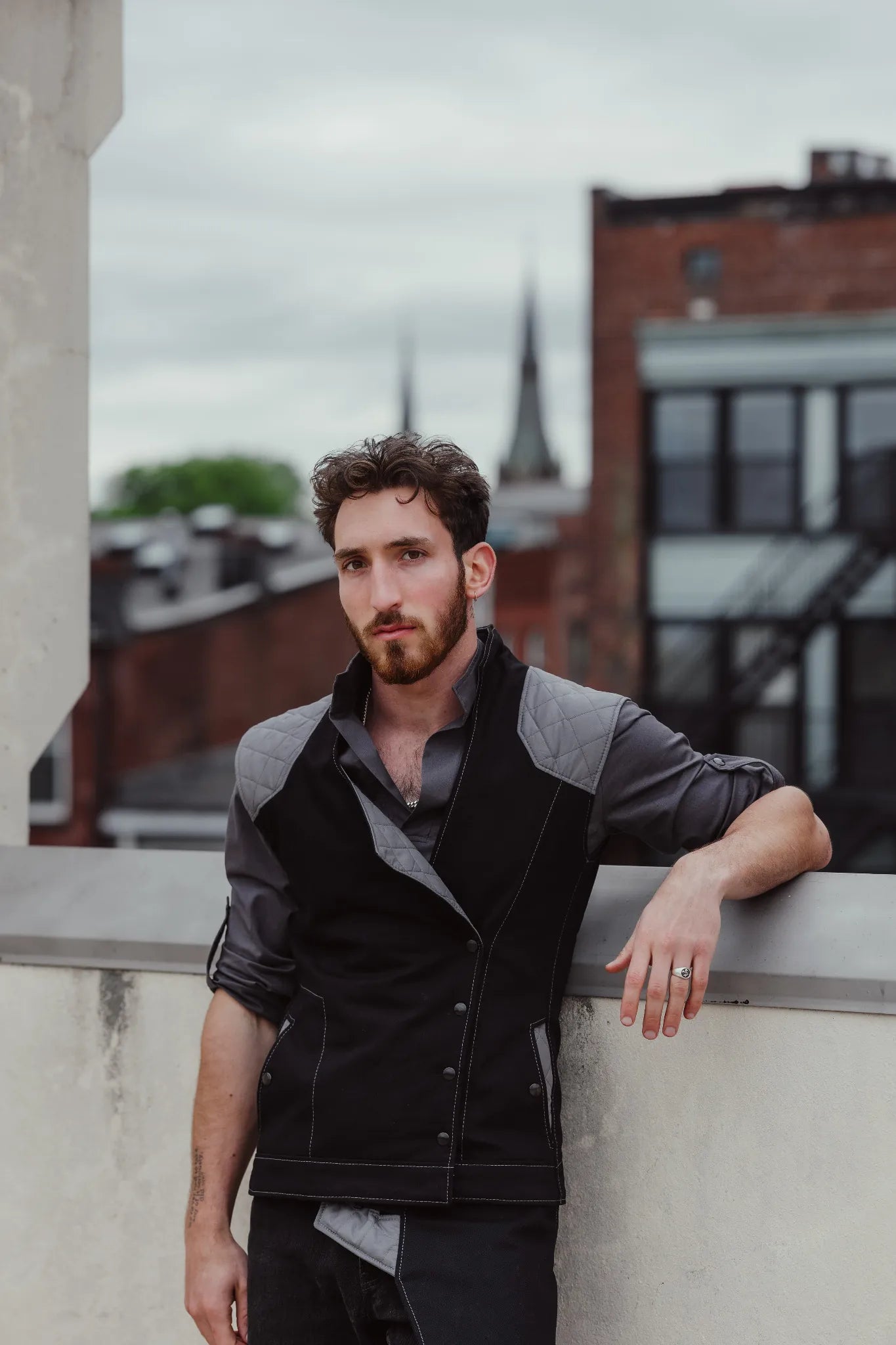 Smuggler Vest - Obsidian [Mens]