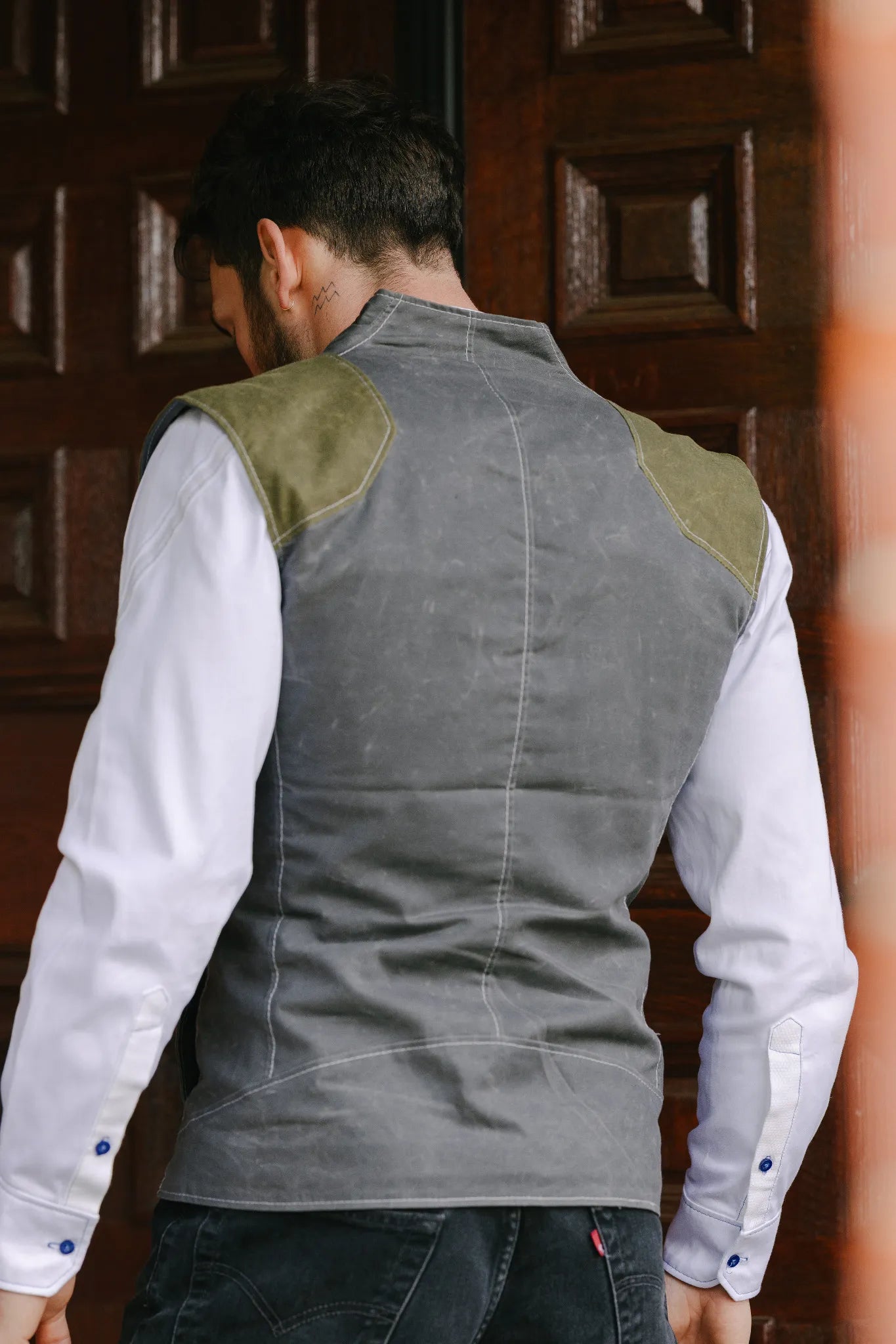 Smuggler Vest - Verdant Twilight [Mens]