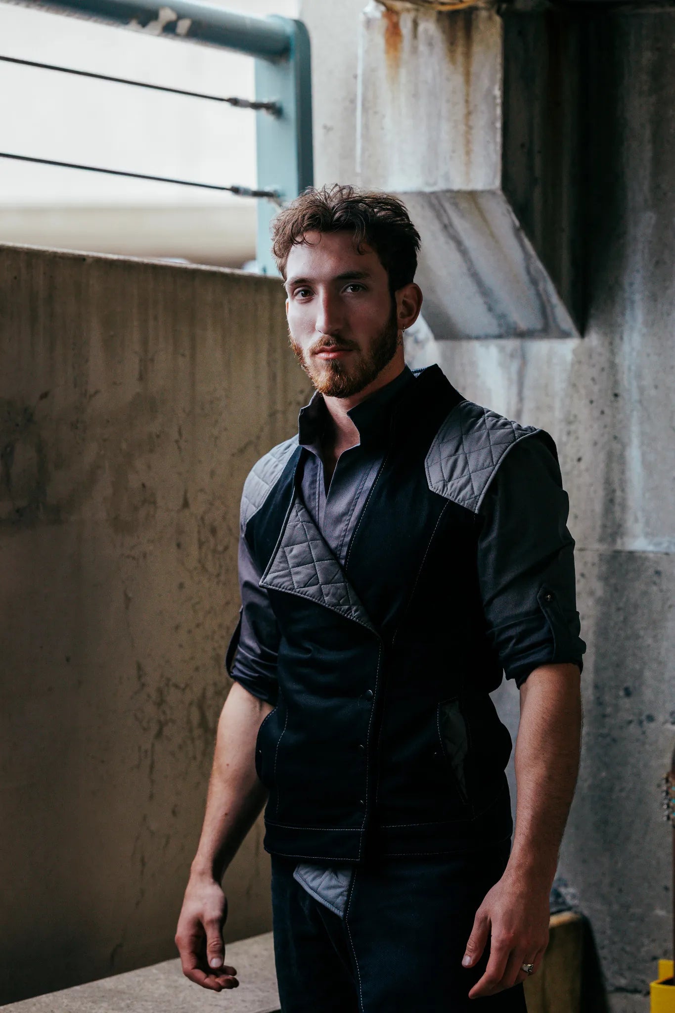 Smuggler Vest - Obsidian [Mens]