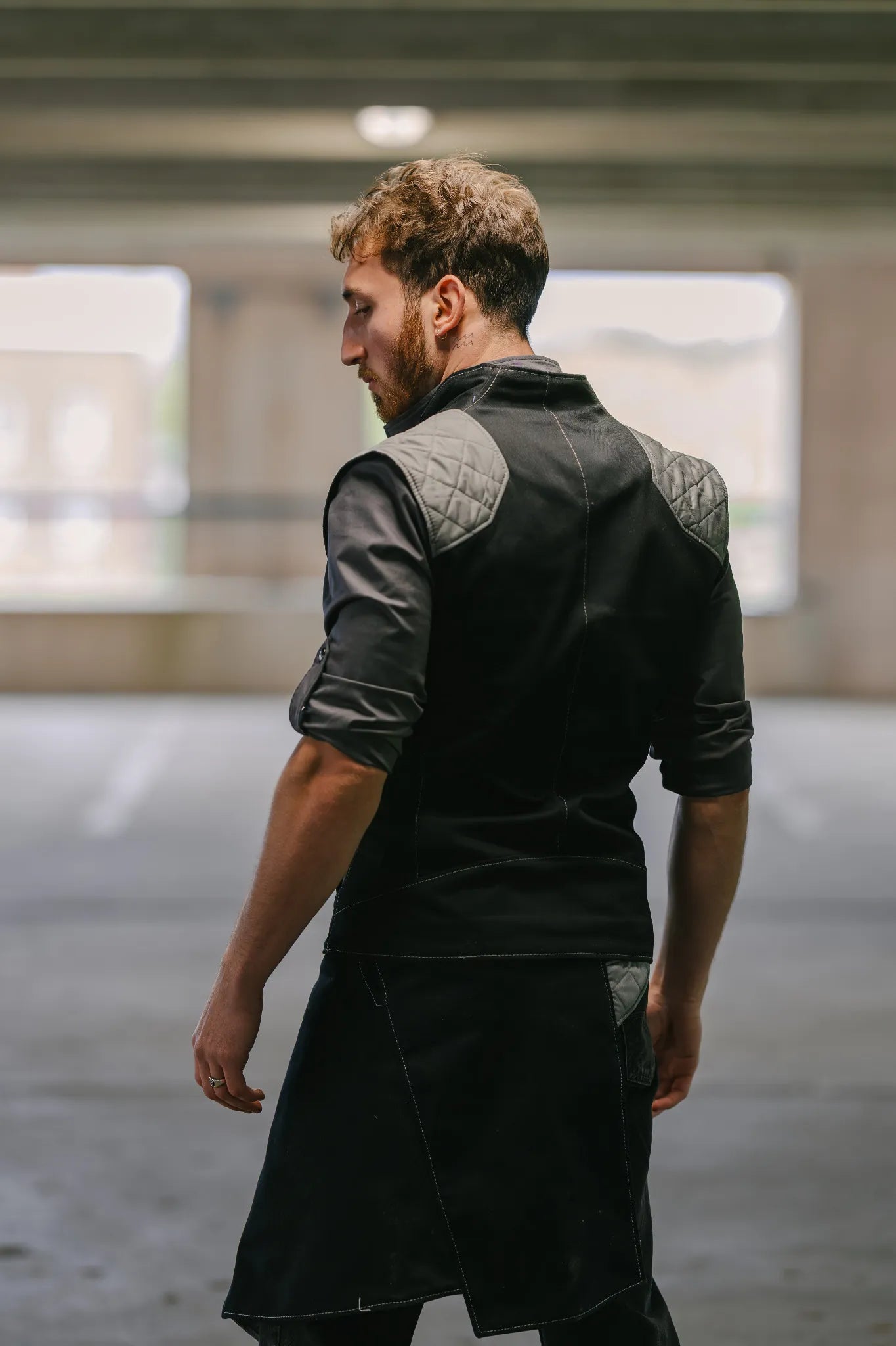 Smuggler Vest - Obsidian [Mens]