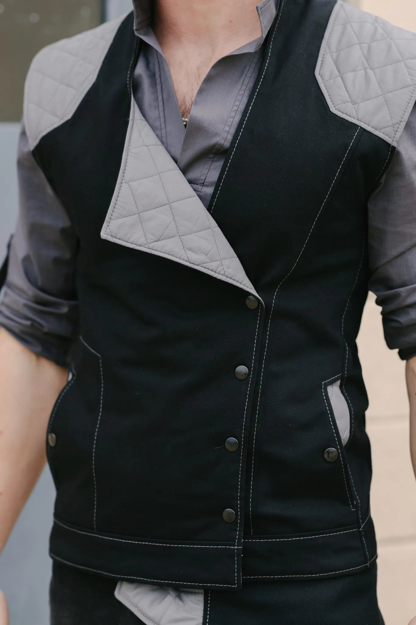 Smuggler Vest - Obsidian [Mens]