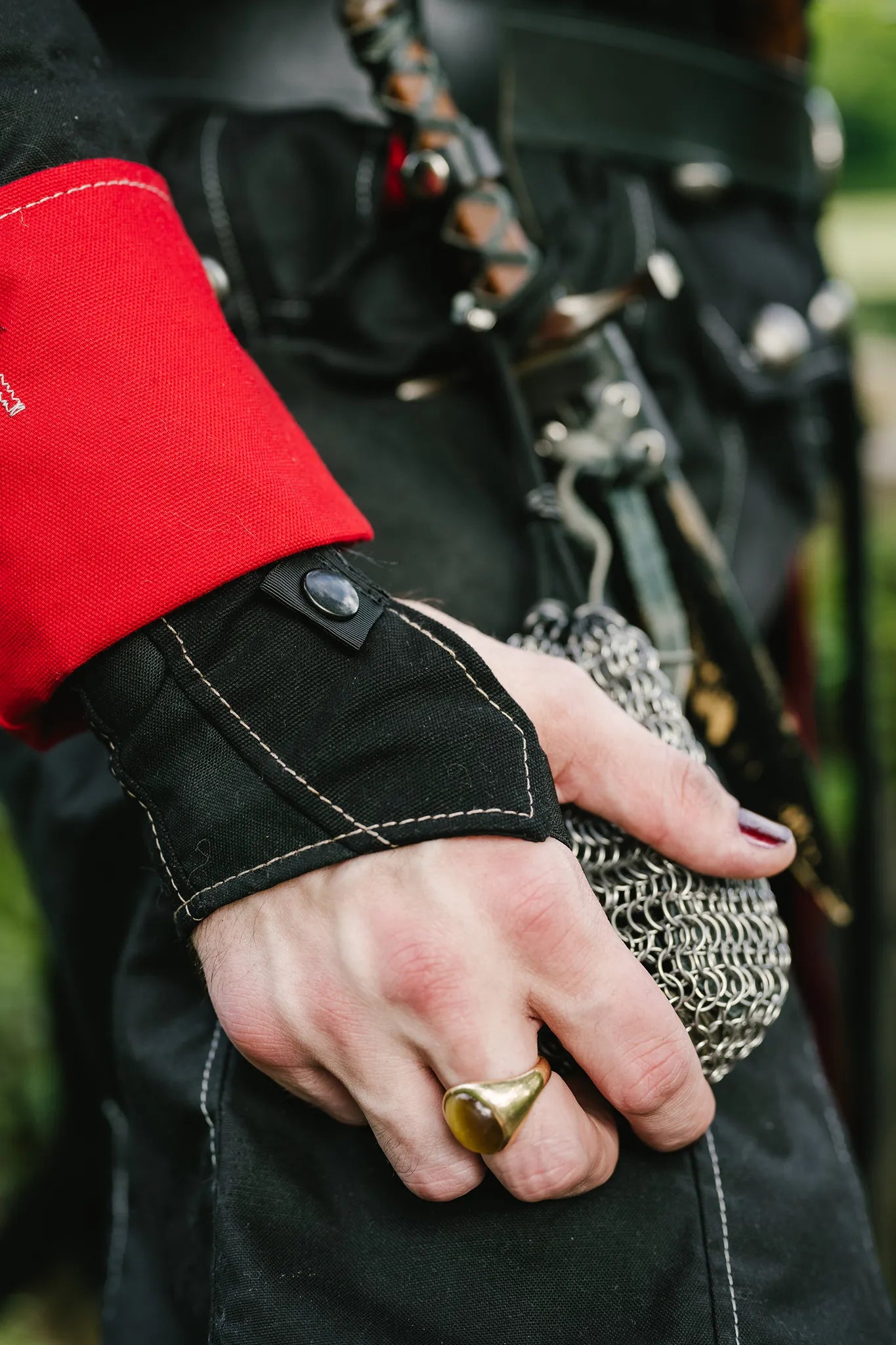 Vanguard Bracers - Victorian Eclipse [Unifit]