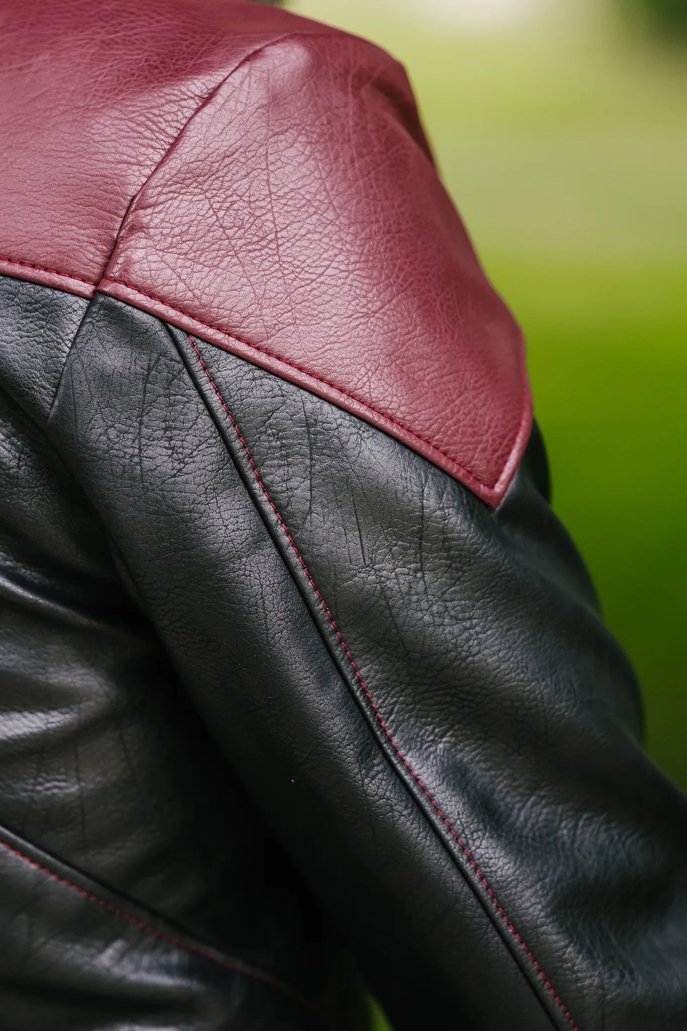 Starfleet 2401 - Command Red [Womens]