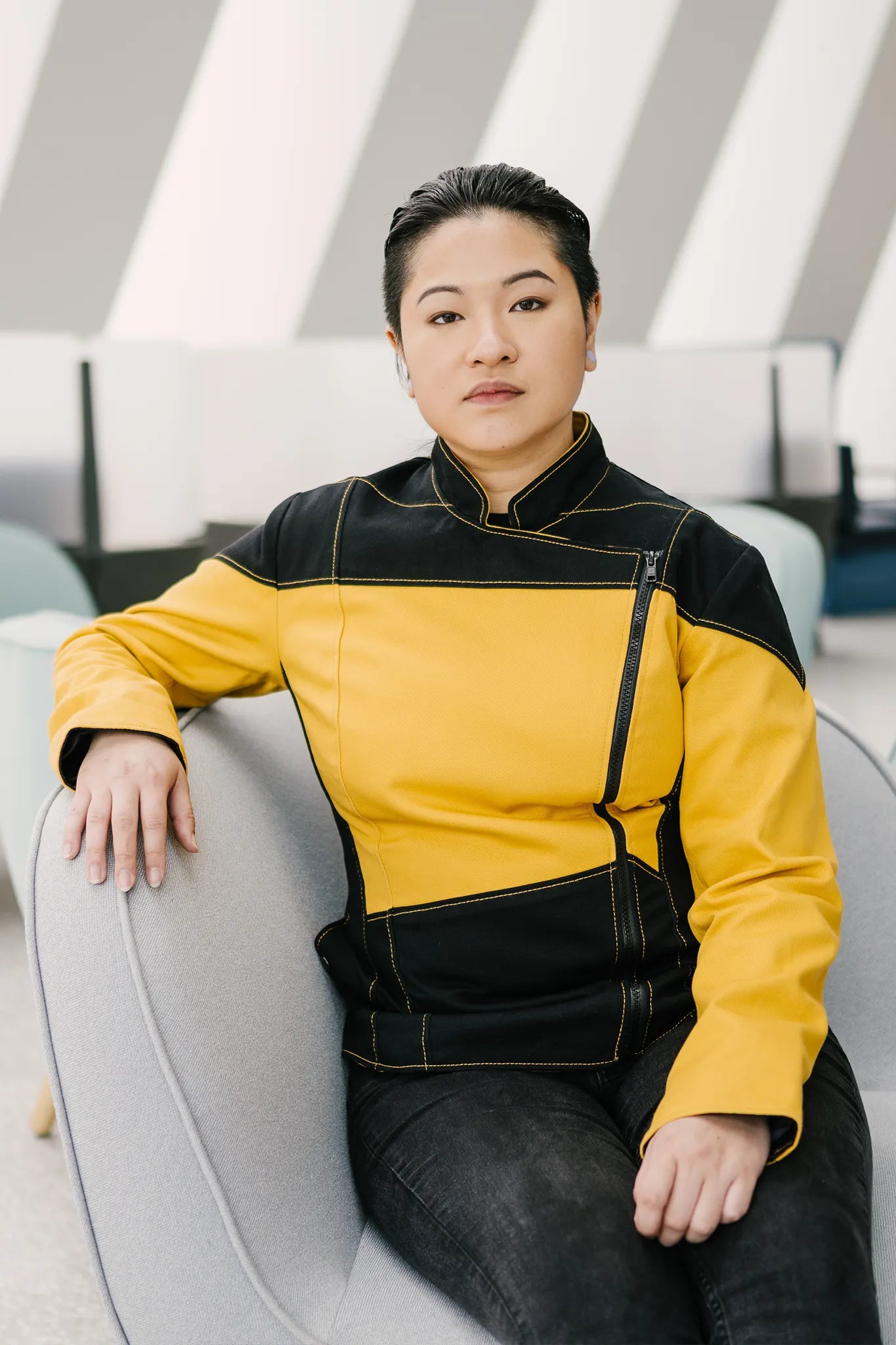 Starfleet 2364 - Operations Gold [Womens]